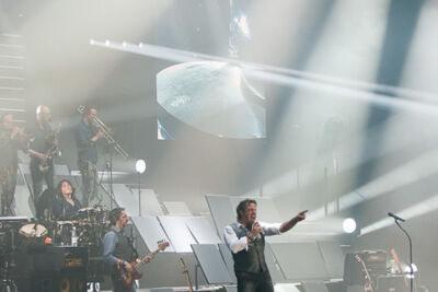 Marco Borsato - Duizend Spiegels Tour @ Sportpaleis Antwerpen, picture 57, photographed by Dimitri Vanlommel - FrontView Magazine