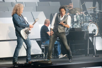 Marco Borsato - Duizend Spiegels Tour @ Sportpaleis Antwerpen, picture 58, photographed by Dimitri Vanlommel - FrontView Magazine