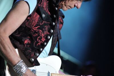 Jeff Beck Ancienne Belgique, picture 12, photographed by Gunther Moens - FrontView Magazine
