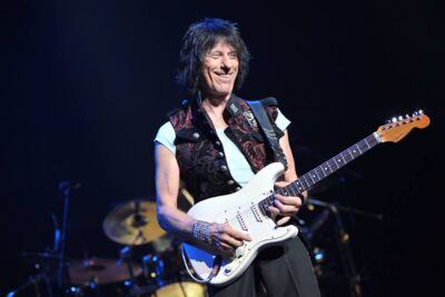 Jeff Beck Ancienne Belgique, picture 15, photographed by Gunther Moens - FrontView Magazine