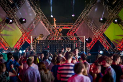 Structure Festival 2014 @ Terneuzen, picture 2, photographed by sven dullaert - FrontView Magazine