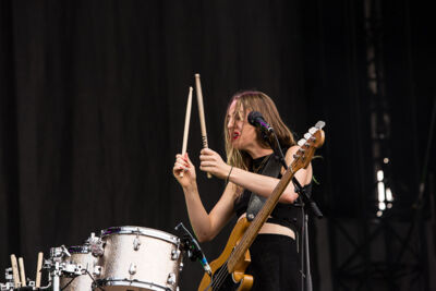 Haim @ Rock Am Ring 2014, picture 9, photographed by Edwin Houdevelt - FrontView Magazine