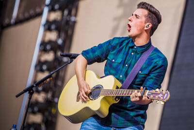 Nielson @ Philips Stadion Eindhoven, foto 9, foto's door Elke Briers - FrontView Magazine