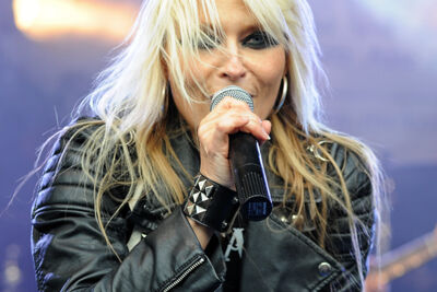 Doro @ Loaf Festival - Eupen, picture 11, photographed by Paul Nouwen - FrontView Magazine