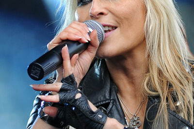 Doro @ Loaf Festival - Eupen, picture 19, photographed by Paul Nouwen - FrontView Magazine