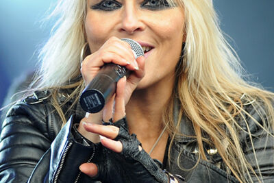 Doro @ Loaf Festival - Eupen, picture 23, photographed by Paul Nouwen - FrontView Magazine