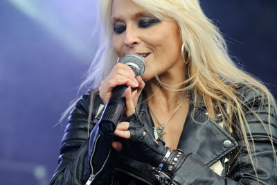 Doro @ Loaf Festival - Eupen, picture 31, photographed by Paul Nouwen - FrontView Magazine