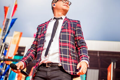 Guus Meeuwis - Groots met een zachte G @ Philips Stadion Eindhoven, foto 10, foto's door Elke Briers - FrontView Magazine