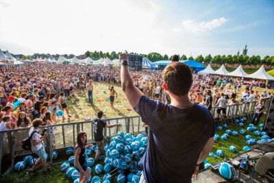 Vestrock 2014 dag 1 bands @ Hulst, foto 1, foto's door sven dullaert - FrontView Magazine