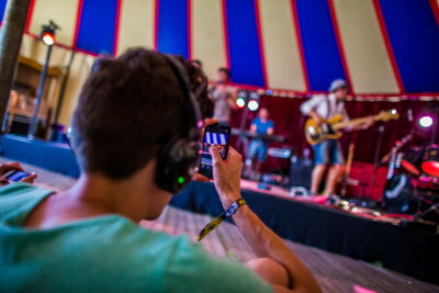 Vestrock 2014 sfeer @ Hulst, picture 5, photographed by sven dullaert - FrontView Magazine