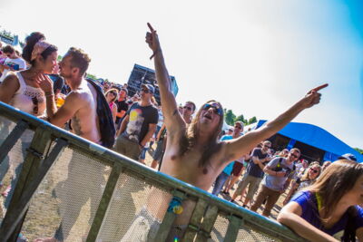 Vestrock 2014 sfeer @ Hulst, picture 6, photographed by sven dullaert - FrontView Magazine