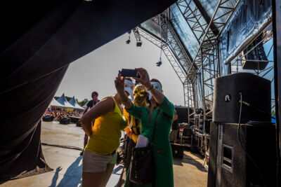 Vestrock 2014 sfeer @ Hulst, picture 7, photographed by sven dullaert - FrontView Magazine