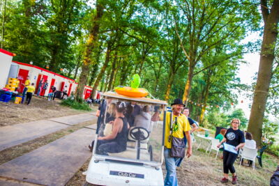 Vestrock 2014 sfeer @ Hulst, picture 22, photographed by sven dullaert - FrontView Magazine