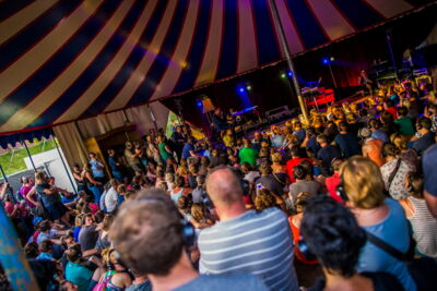 Vestrock 2014 sfeer @ Hulst, picture 23, photographed by sven dullaert - FrontView Magazine