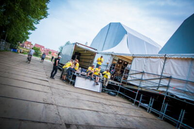 Vestrock 2014 sfeer @ Hulst, picture 28, photographed by sven dullaert - FrontView Magazine
