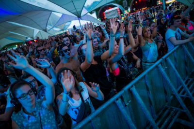 Vestrock 2014 sfeer @ Hulst, picture 29, photographed by sven dullaert - FrontView Magazine