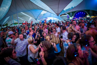 Vestrock 2014 sfeer @ Hulst, picture 32, photographed by sven dullaert - FrontView Magazine