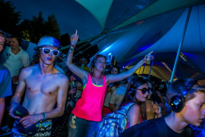 Vestrock 2014 sfeer @ Hulst, picture 47, photographed by sven dullaert - FrontView Magazine