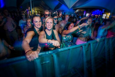 Vestrock 2014 sfeer @ Hulst, picture 52, photographed by sven dullaert - FrontView Magazine