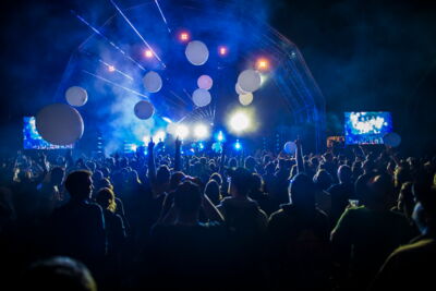 Vestrock 2014 sfeer @ Hulst, picture 65, photographed by sven dullaert - FrontView Magazine