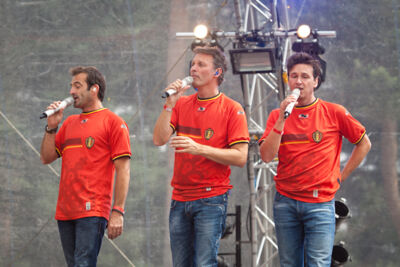 De Romeo's & Sam Gooris @ pennenzakkenrock 2014, foto 16, foto's door Carine Wouters - FrontView Magazine