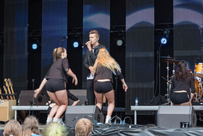 Ian Thomas @ Popeiland 2014, picture 5, photographed by Guy Danneels - FrontView Magazine