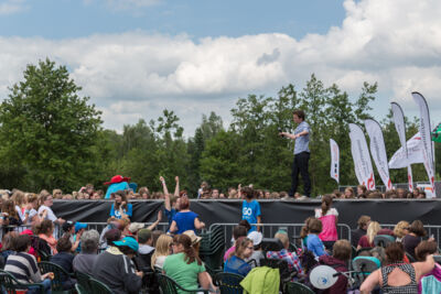 Sfeer, Randanimatie & Publieksfoto's @ Popeiland 2014, foto 1, foto's door Guy Danneels - FrontView Magazine
