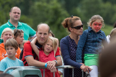 Sfeer, Randanimatie & Publieksfoto's @ Popeiland 2014, foto 12, foto's door Guy Danneels - FrontView Magazine