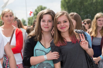 Sfeer, Randanimatie & Publieksfoto's @ Popeiland 2014, foto 37, foto's door Guy Danneels - FrontView Magazine