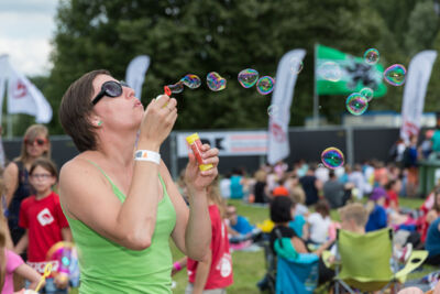 Sfeer, Randanimatie & Publieksfoto's @ Popeiland 2014, foto 50, foto's door Guy Danneels - FrontView Magazine
