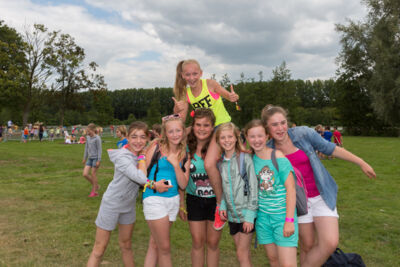 Sfeer, Randanimatie & Publieksfoto's @ Popeiland 2014, foto 65, foto's door Guy Danneels - FrontView Magazine