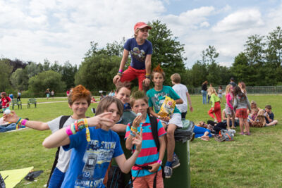 Sfeer, Randanimatie & Publieksfoto's @ Popeiland 2014, foto 92, foto's door Guy Danneels - FrontView Magazine
