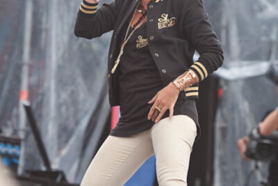 Slongs Dievanongs @ pennenzakkenrock 2014, foto 3, foto's door Carine Wouters - FrontView Magazine