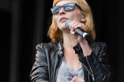 Slongs Dievanongs @ Popeiland 2014, picture 4, photographed by Guy Danneels - FrontView Magazine