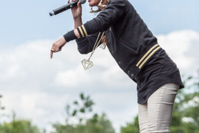 Slongs Dievanongs @ Popeiland 2014, picture 13, photographed by Guy Danneels - FrontView Magazine