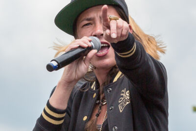 Slongs Dievanongs @ Popeiland 2014, picture 29, photographed by Guy Danneels - FrontView Magazine