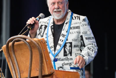 Urbanus en de Fanfaar @ Popeiland 2014, picture 20, photographed by Guy Danneels - FrontView Magazine