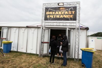 Sfeer & Publiek op vrijdag @ Graspop Metal Meeting 2014, picture 2, photographed by Dorien Goetschalckx, Elsy Roymans, Jens Dehaes, Koen Van Den Broeck, Peter Dejongh, Stijn Verbruggen - FrontView Magazine