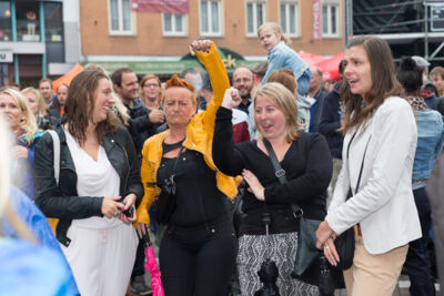Sfeer & Publieksfoto's @ Kanaalfeesten Dag 1 - Willebroek, foto 22, foto's door Guy Danneels - FrontView Magazine