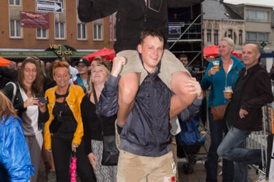 Sfeer & Publieksfoto's @ Kanaalfeesten Dag 1 - Willebroek, foto 31, foto's door Guy Danneels - FrontView Magazine