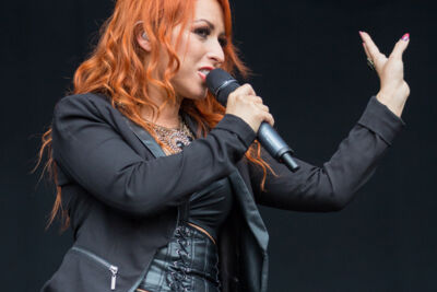 2 Fabiola @ Kanaalfeesten Dag 2 - Willebroek, picture 14, photographed by Guy Danneels - FrontView Magazine