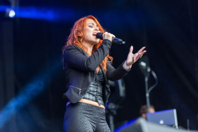 2 Fabiola @ Kanaalfeesten Dag 2 - Willebroek, picture 40, photographed by Guy Danneels - FrontView Magazine