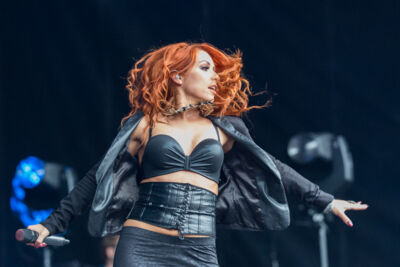 2 Fabiola @ Kanaalfeesten Dag 2 - Willebroek, picture 46, photographed by Guy Danneels - FrontView Magazine
