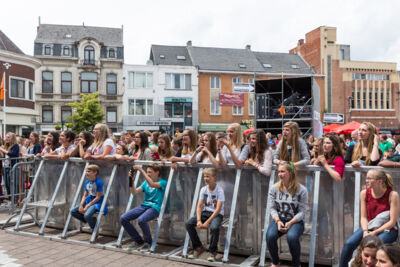 Sfeer & Publieksfoto's @ Kanaalfeesten Dag 2 - Willebroek, picture 6, photographed by Guy Danneels - FrontView Magazine