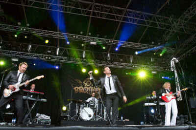 Soulbrothers @ Kanaalfeesten Dag 2 - Willebroek, picture 57, photographed by Guy Danneels - FrontView Magazine
