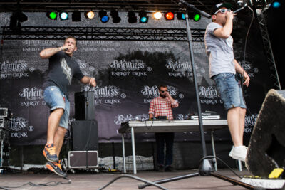 257ers @ Vainstream Rockfest 2014, picture 8, photographed by Dorien Goetschalckx - FrontView Magazine