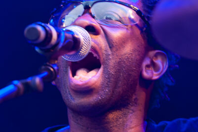 Buscemi @ Marktrock Dendermonde, foto 2, foto's door Davy Vissers - FrontView Magazine