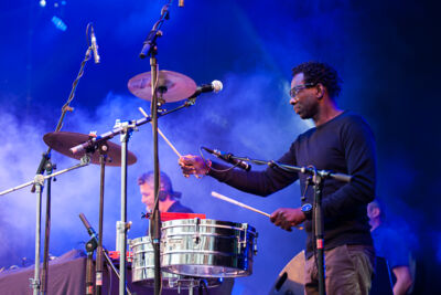 Buscemi @ Marktrock Dendermonde, foto 5, foto's door Davy Vissers - FrontView Magazine