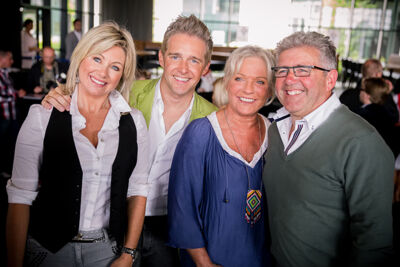 Christoff - CD-voorstelling Altijd Onderweg @ AED Studios Lint, picture 30, photographed by Elke Briers - FrontView Magazine