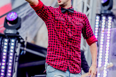 KetnetBand & Slongs Dievanongs @ Grote Markt Antwerpen, picture 8, photographed by Elke Briers - FrontView Magazine
